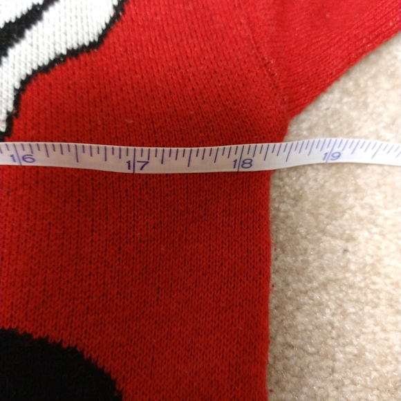 Vintage knit Mickey Sweater Disney - Picture 7 of 8